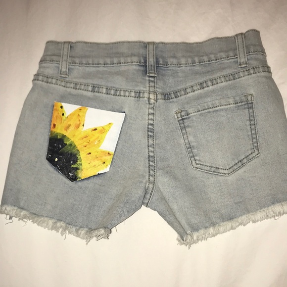 Vintage Havana jean denim shorts with sunflower - Picture 2 of 3